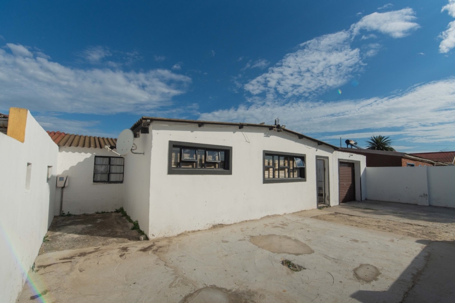 3 Bedroom Property for Sale in Windvogel Eastern Cape